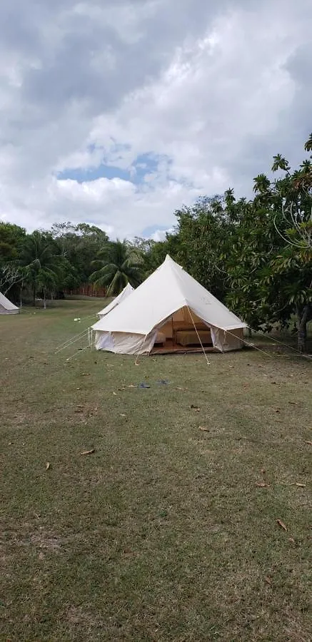 Luigi'S Glamping Hotel Bacalar