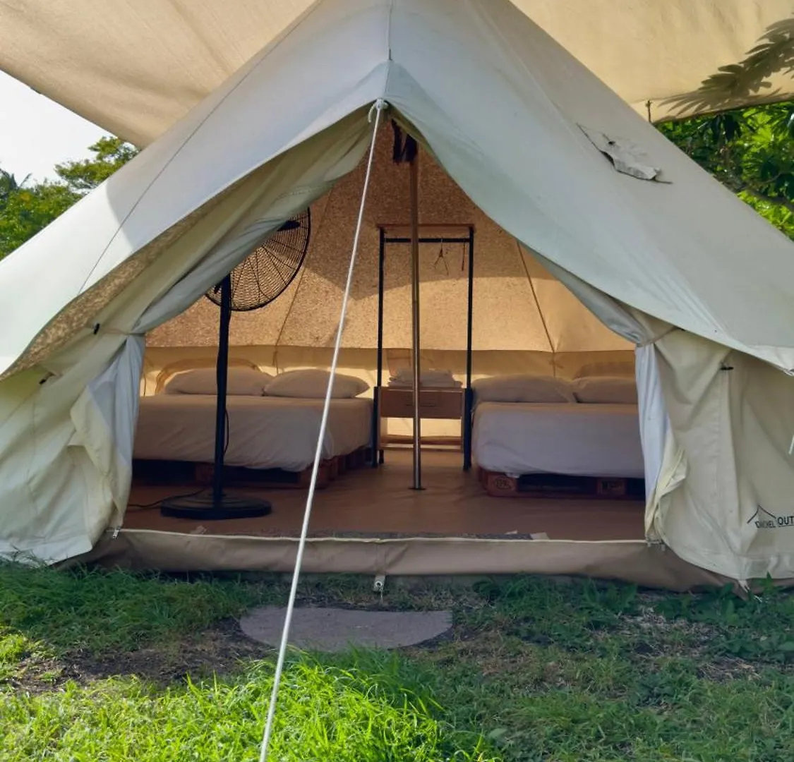 Luigi'S Glamping Hotel Bacalar Campsite